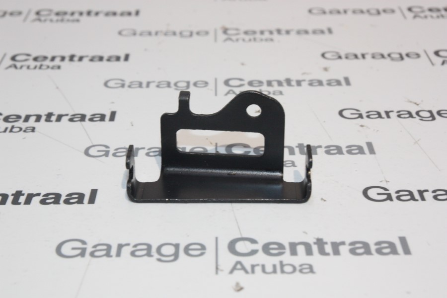 BRACKET ELA FR/PANEL CNTR 11- 
