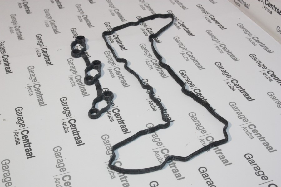 VALVE COVER GASKET HYUNDAI SANTA FE LEFT HAND 11-