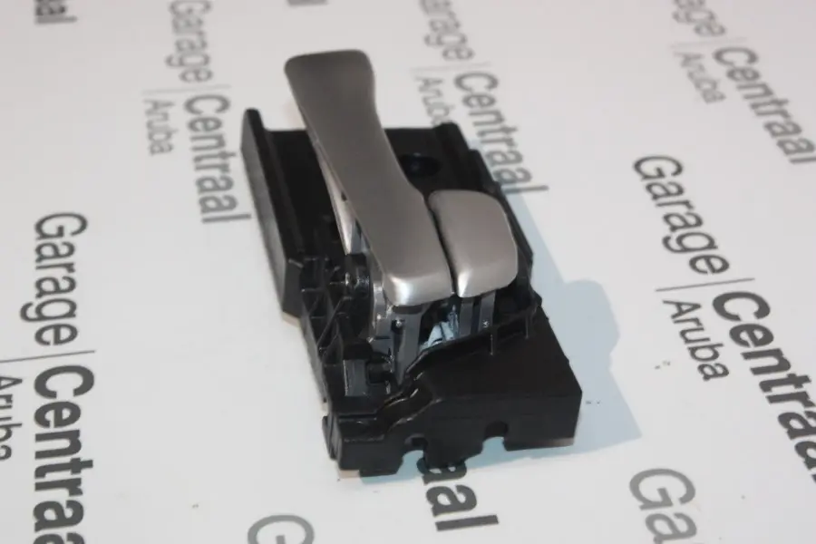 82620-1R000S4 - 3 (Custom).webp