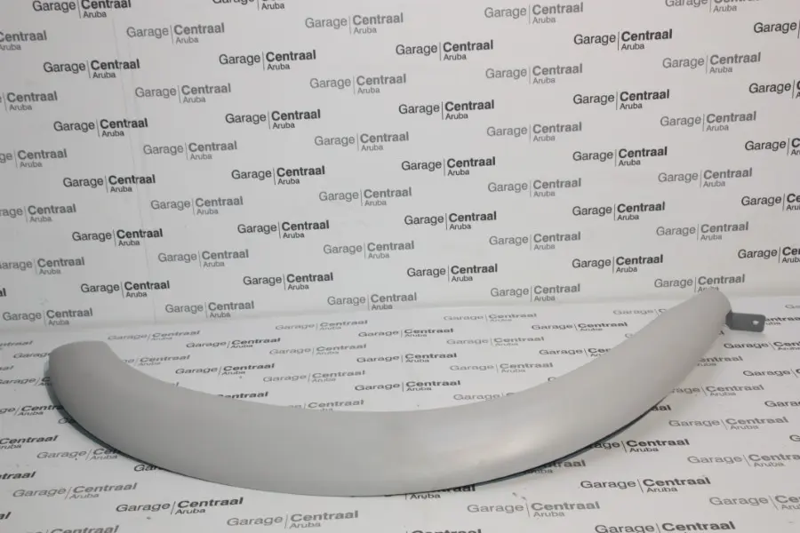WHEEL/MOLDING S69 RIGHT HAND FRONT WHEEL