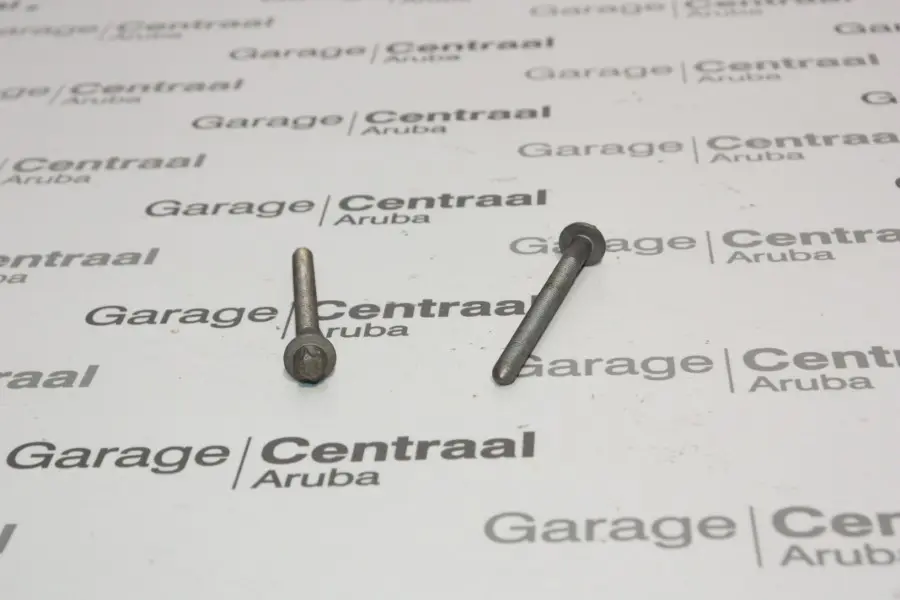 BOLT M112 CAMSHAFT BEARING