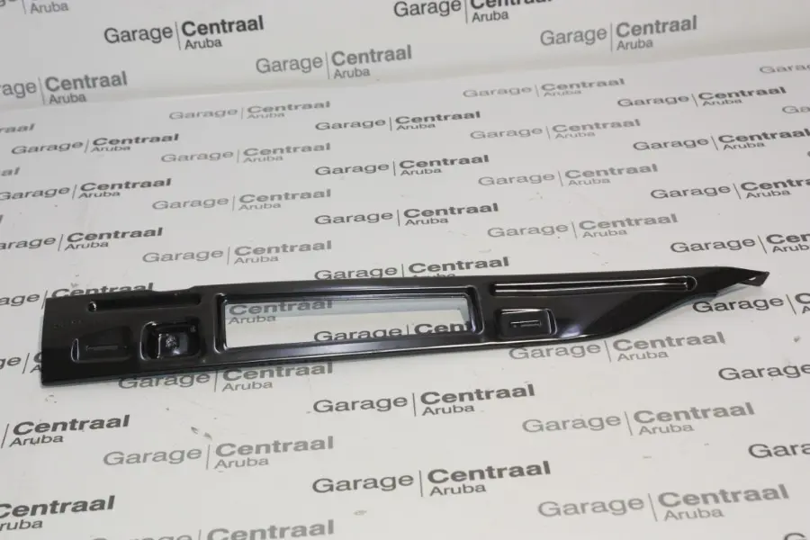 BRACKET ACCENT LEFT HAND REAR BUMPER 02-