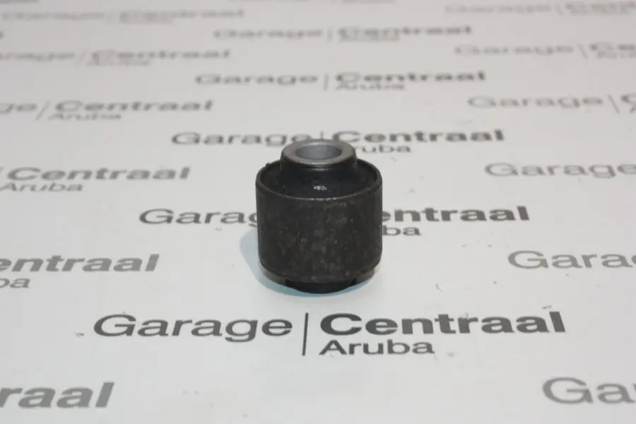 BUSHING TUCSON LEFT HAND/RIGHT HAND REAR UPPER ARM 11-