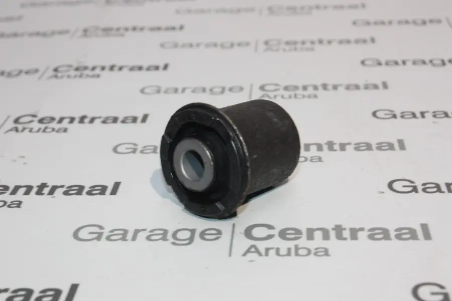 BUSHING I10 LEFT HAND/RIGHT HAND REAR 07-