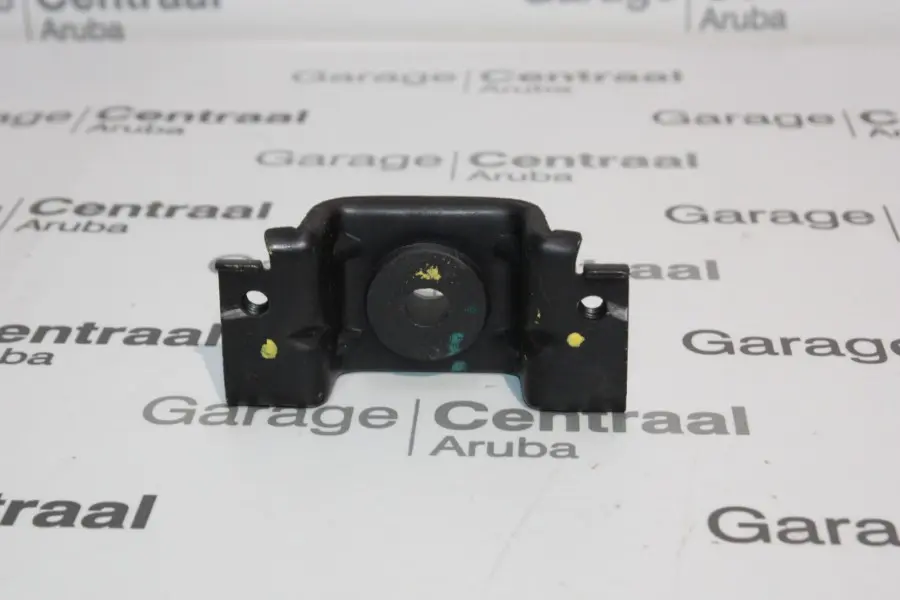BRACKET ACCENT RADIATOR MOUNT UPPER 23-