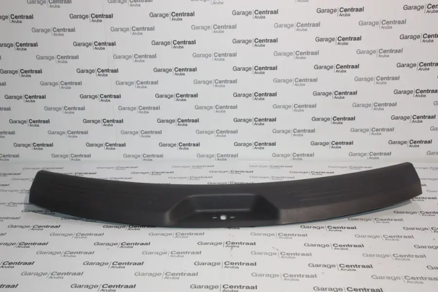 COVER MUX TAILGATE CENTER