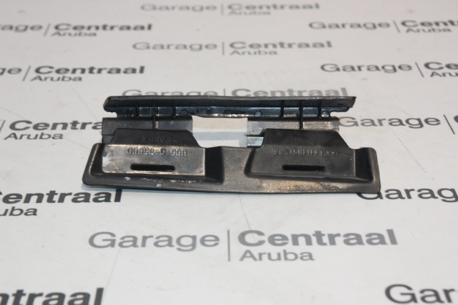 BRACKET ATO LH FR/BMPR 05-