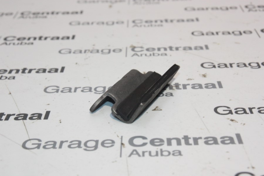 GUIDE TIB T/CHAIN RR UPR -00 