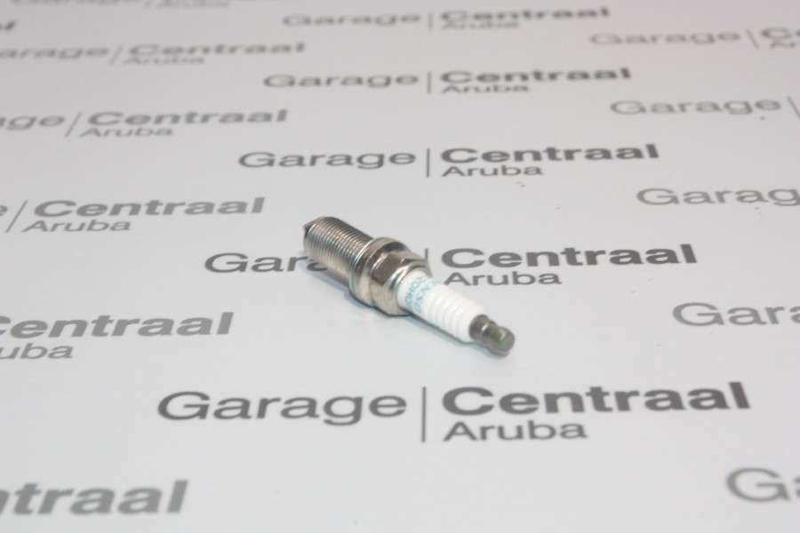 SPARK PLUG HYUNDAI GENESIS 11-