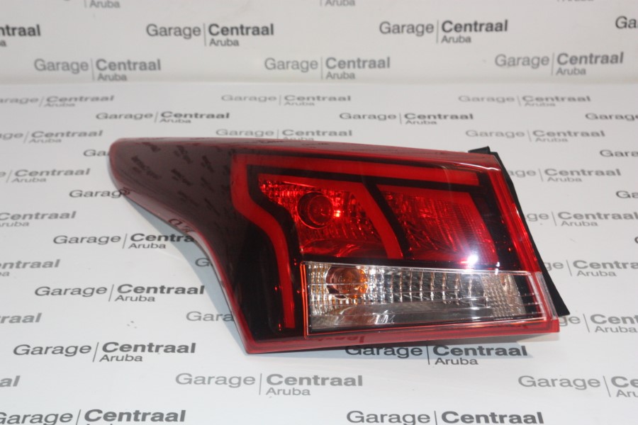 TAIL LAMP HYUNDAI ACCENT LEFT HAND OUTSIDE 23-