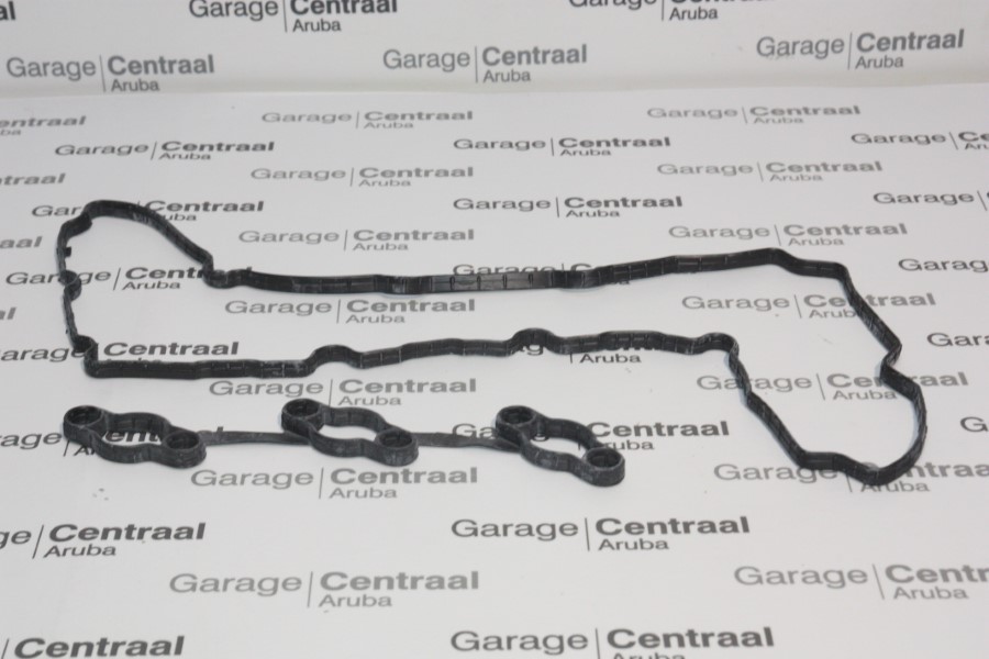 VALVE COVER GASKET HYUNDAI SANTA FE LEFT HAND 11-