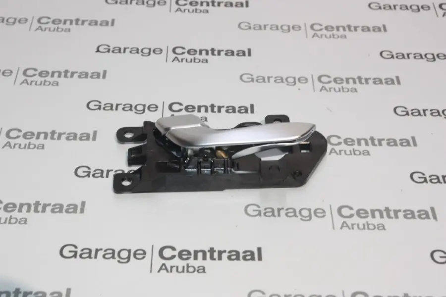 DOOR HANDLE HYUNDAI SANTA FE LEFT HAND FRONT DOOR 15-