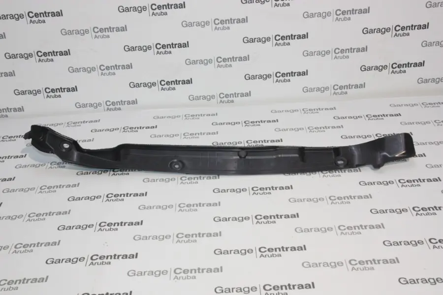 COVER CRETA LEFT HAND INSULATOR 15-