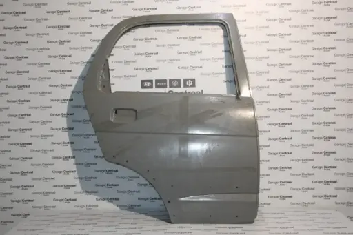 [620110002] REAR/DOOR ZOTYE RIGHT HAND