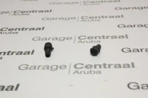 [2039180014] PIN W203  FRONT SEAT BRACKET