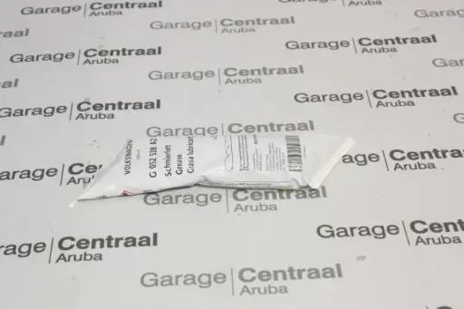 [G052528A2] GREASE CV/JOINT