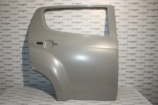[8982089931] REAR DOOR MUX RIGHT HAND 17-