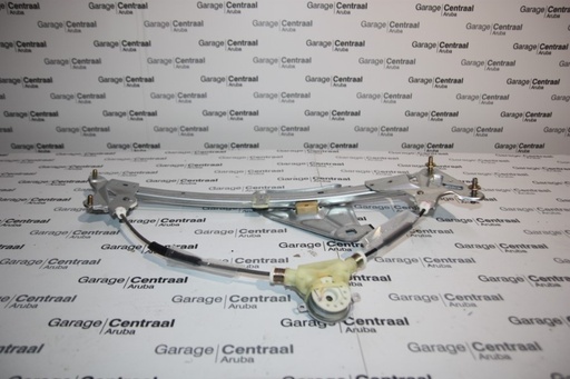 [824042C000] WINDOWLIFTER TIB RH 03-