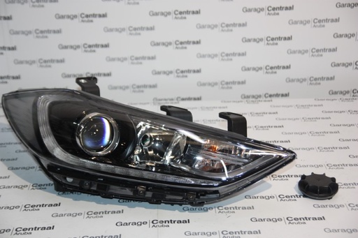 [92102F2110] HEAD LAMP ELA RH 15-