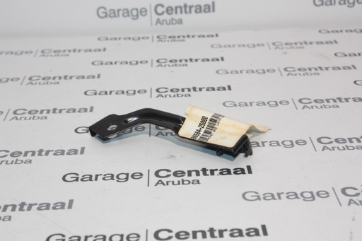 [8658425000] BRACKET ACC LH/FR BMPR USA