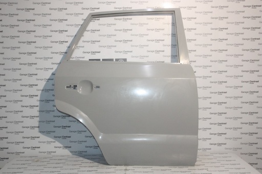 [770042E020] RR/DOOR TUC RH RR WO/HOLES 