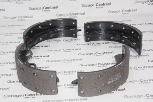 [583055KA20] BRAKE SHOE HYUNDAI CUOPE FRONT/REAR 12-