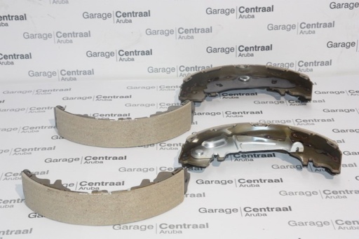 [583054HA00] BRAKE SHOE HYUNDAI H-1 07-