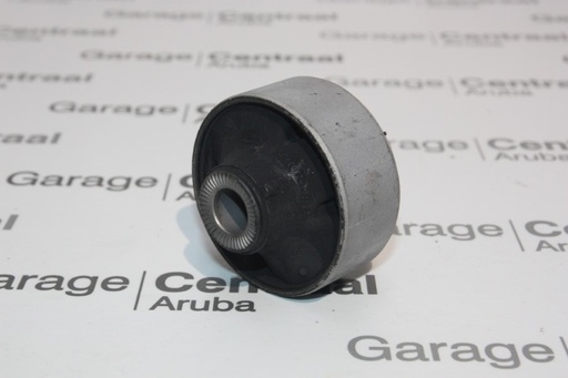 [545843X000] BUSHING ACCENT LOWER/ARM (G) 12-