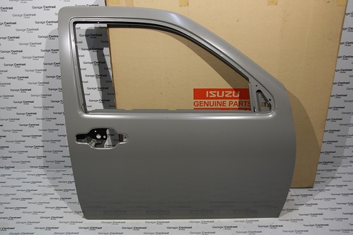 [8973659750] FRONT DOOR DX RH 04- REG/CAB