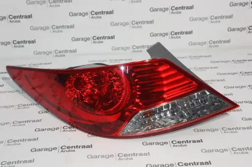 [924011R030] TAIL LAMP ACCENT LEFT HAND 11-(4DOOR)